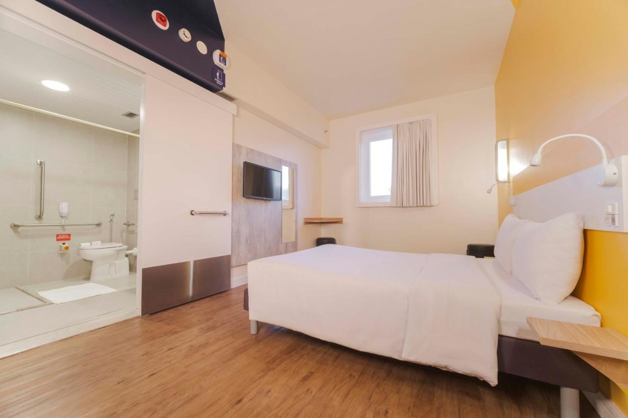 Ibis Budget Farroupilha Εξωτερικό φωτογραφία